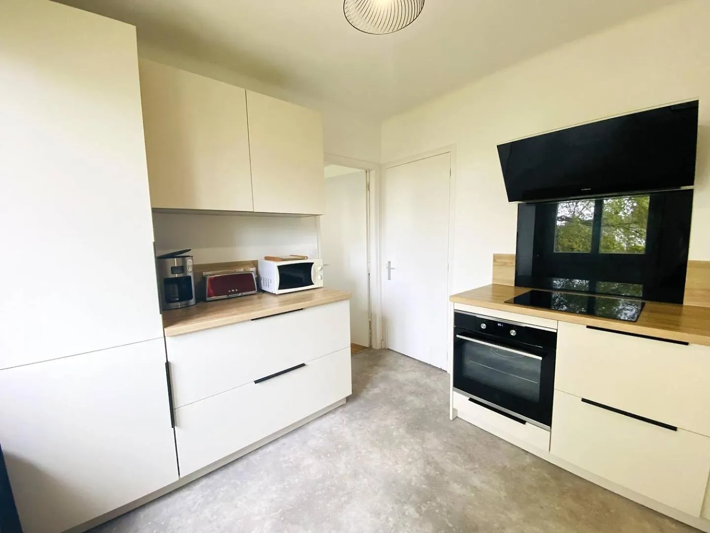 Maison Avec Wifi, Jardin A 320M De La Plage A Tregastel - Ref 183